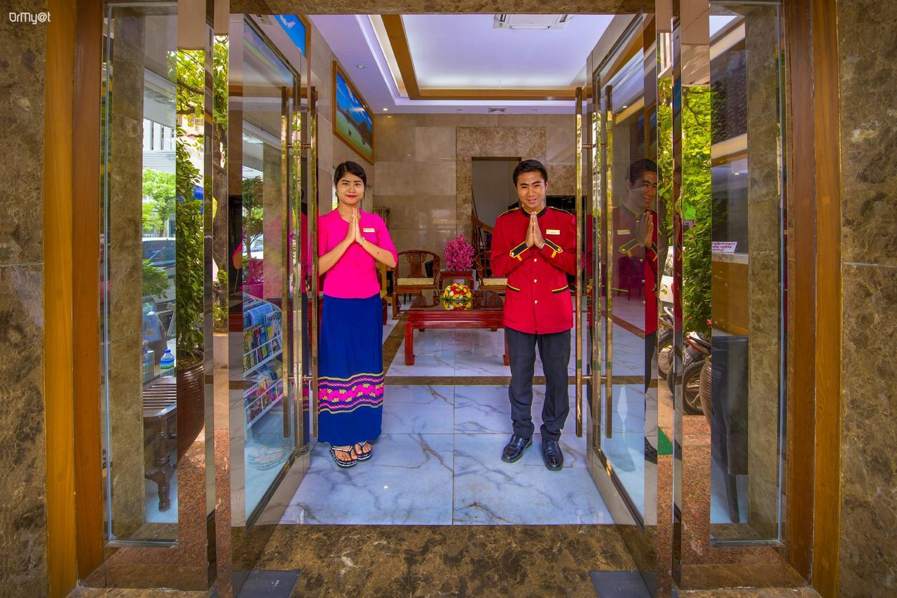 Unity Hotel Mandalay Exteriör bild