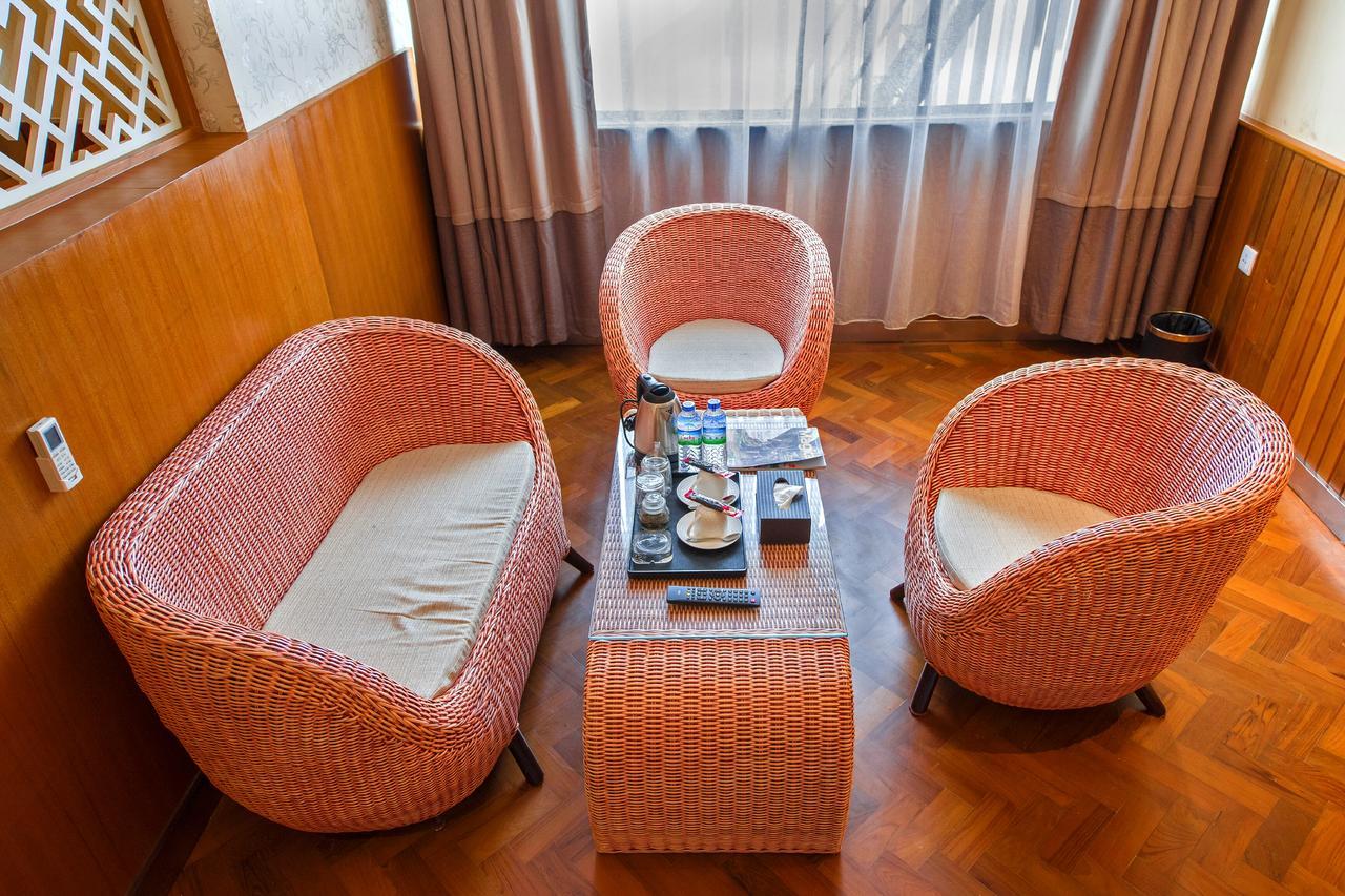 Unity Hotel Mandalay Exteriör bild